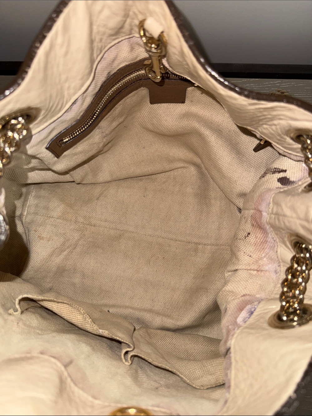 Gucci Soho Cream Leather Shoulder Tote with Tassel and Chain Straps - Picture 5 of 17